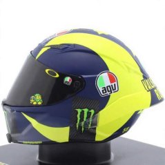 Model přilby MotoGP Valentino Rossi sezóna 2019 1:5