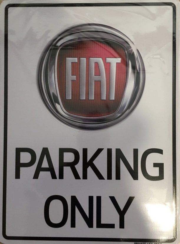 Fiat cedule PARKING ONLY