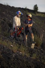 Kľúčenka na krk Red Bull Rampage