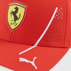 Dětská týmová kšiltovka Charles Leclerc - Scuderia Ferrari F1 2024 červená