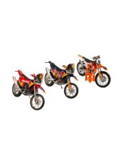 Set 3 motocyklů KTM Red Bull Racing BBurago 1:18