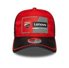 Týmová kšiltovka Ducati Corse s logy sponzorů