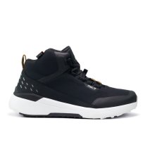 NUCLEUS black/white